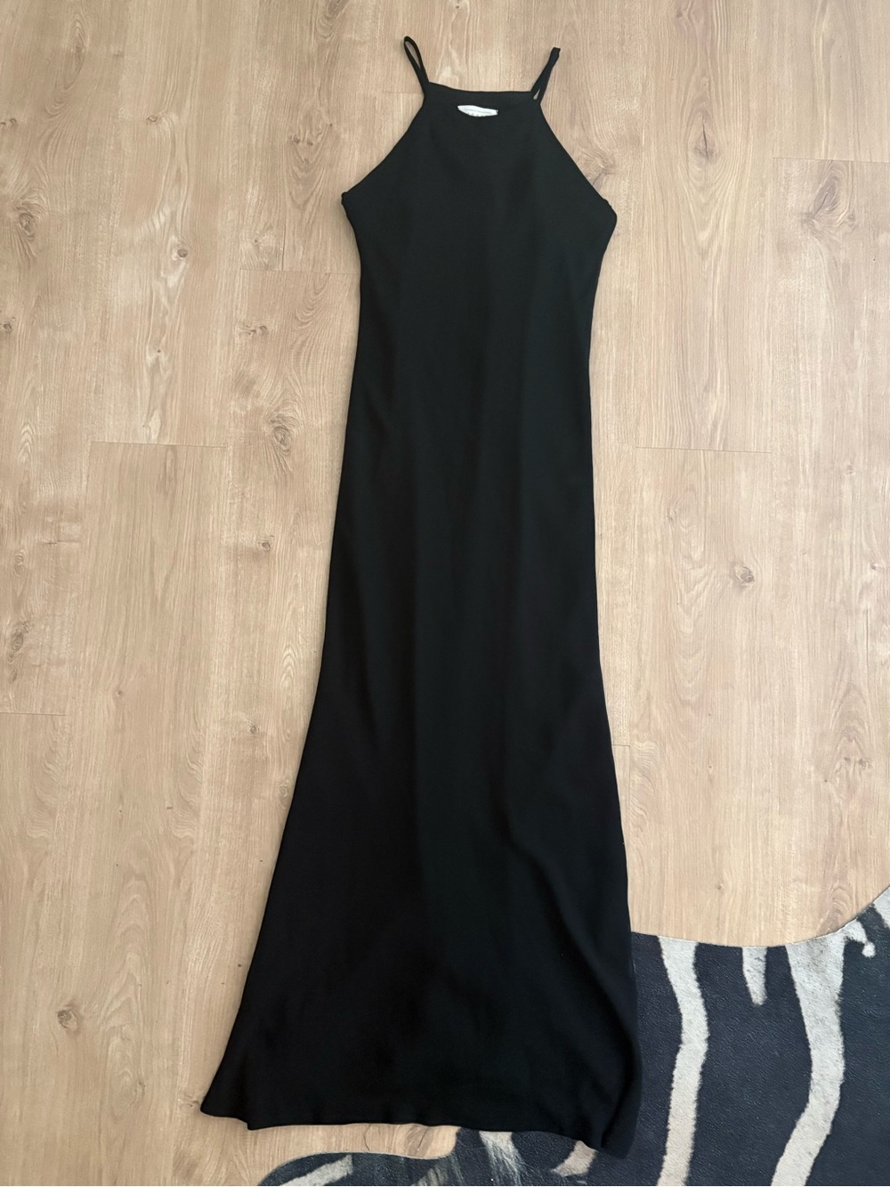 Vtg 90’s/ Y2K Classic express 100% silk Black Halter Maxi Dress